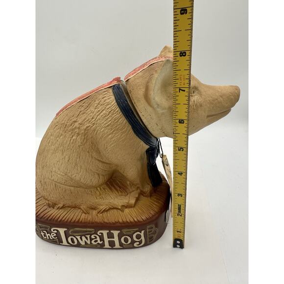 The Iowa Hog, Daviess County 1978 Liquor Decanter, Ceramic, Blue Ribbon. - Picture 6 of 7